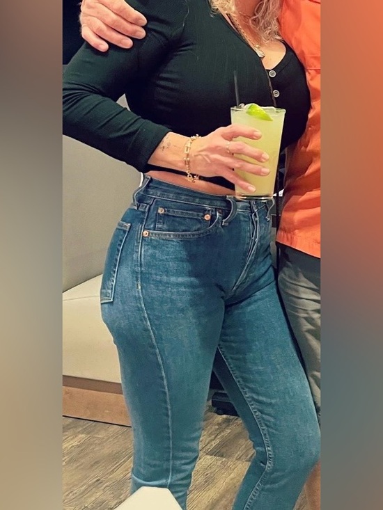 Re/Done Denim - Re/Done High Rise Jeans - Dark Blue 90’s High Rise ankle crop. Size 26.